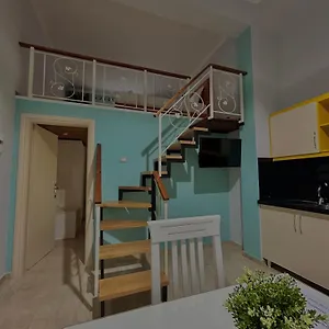 crown-deluxe-apartments.albaniahotels.org/